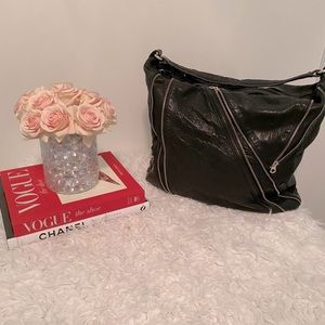 Authentic Marc by Marc Jacobs Leola Zipper Black Leather Tote